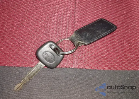 2006 Toyota Rav4 Limited z USA, uszkodzony, nr VIN JTMBD31V965002401